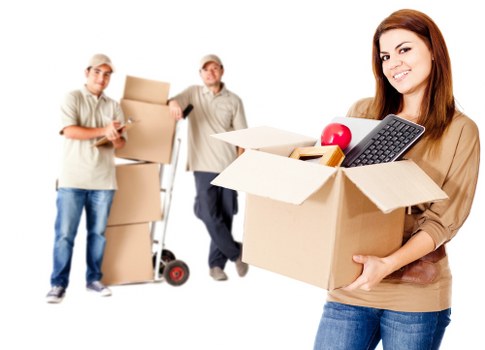 Friendly Storage Pimlico staff assisting a customer
