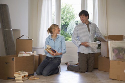 Efficient moving day operations by removalists